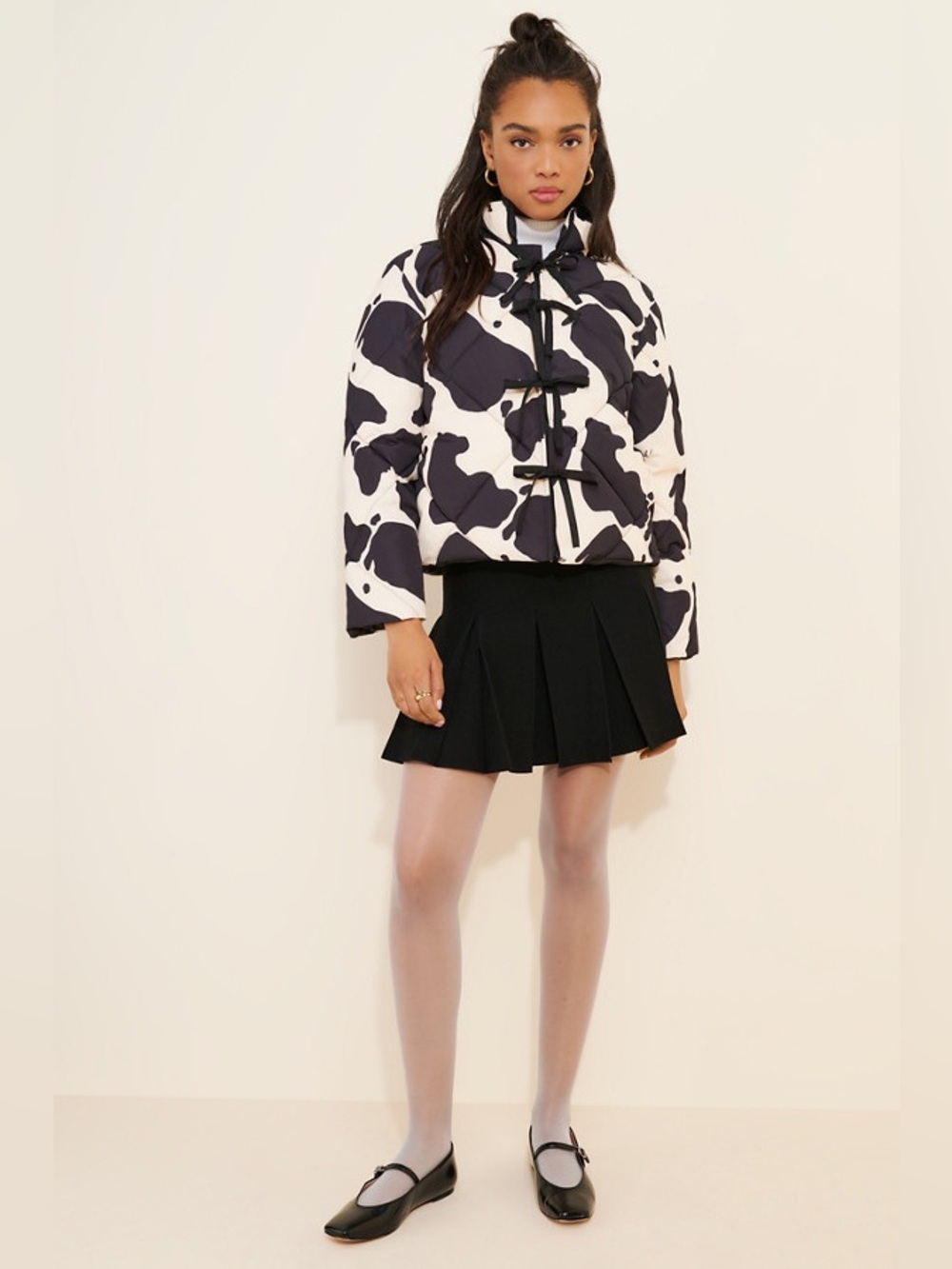 Free People Lisa Says Gah Lady Puffer Jacket in Black and White Cow Print Size X - Picture 3 of 13